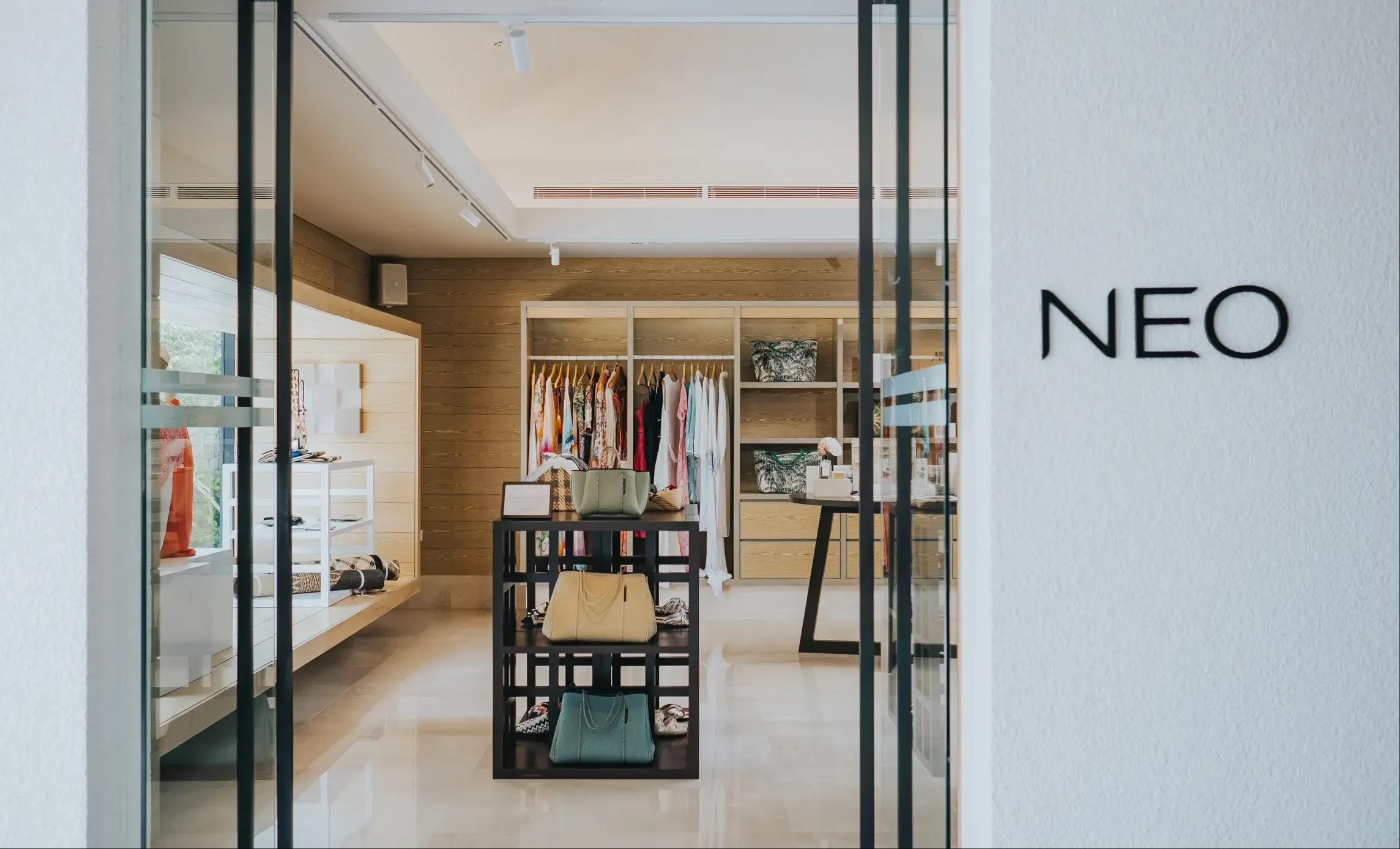 Neo Boutique